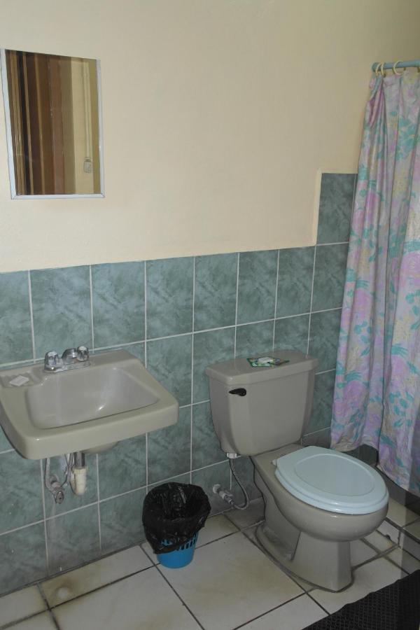 Hostal Nicaragua Guest House マナグア エクステリア 写真