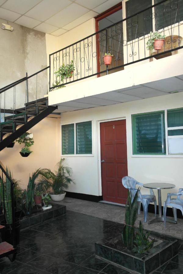 Hostal Nicaragua Guest House マナグア エクステリア 写真