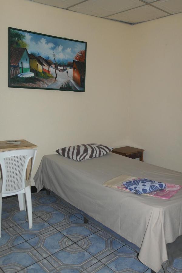 Hostal Nicaragua Guest House マナグア エクステリア 写真