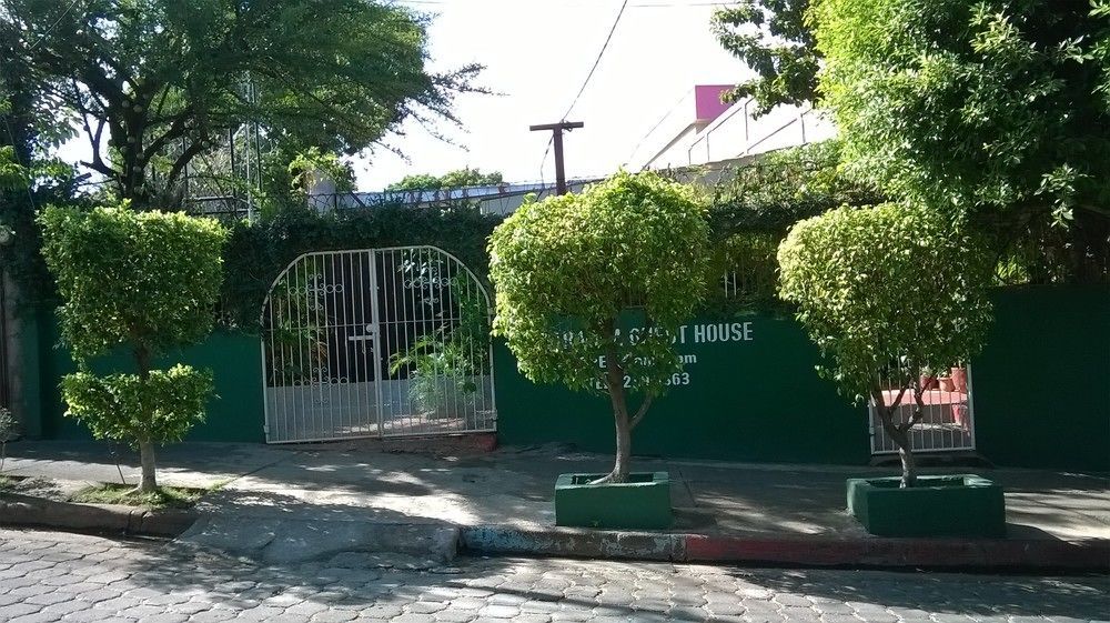 Hostal Nicaragua Guest House マナグア エクステリア 写真