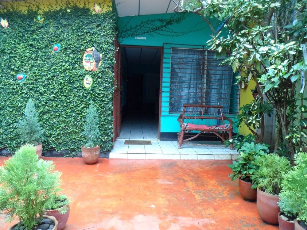 Hostal Nicaragua Guest House マナグア エクステリア 写真